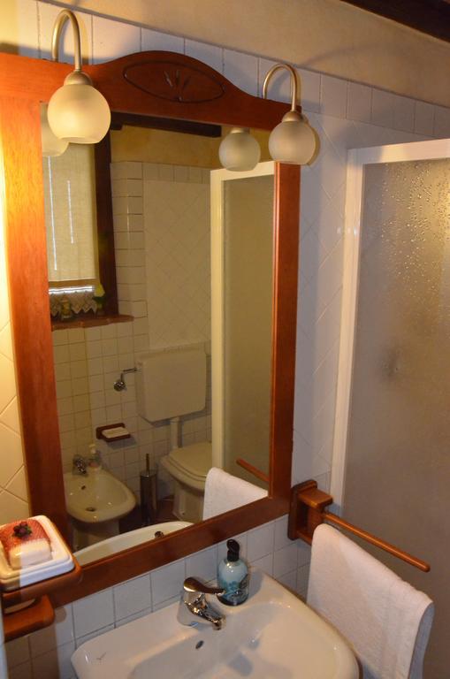 Apartamento Il Borghetto Di Carra Talla Exterior foto