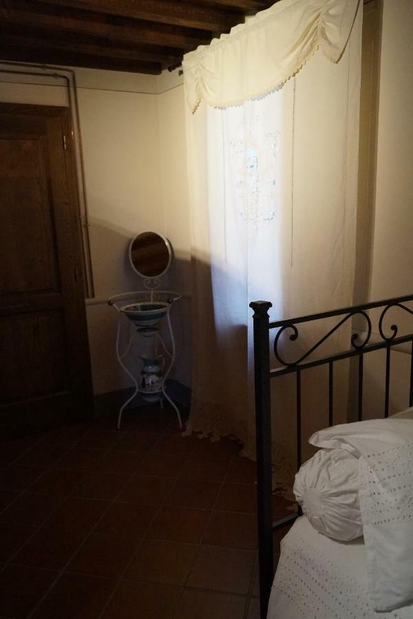 Apartamento Il Borghetto Di Carra Talla Exterior foto