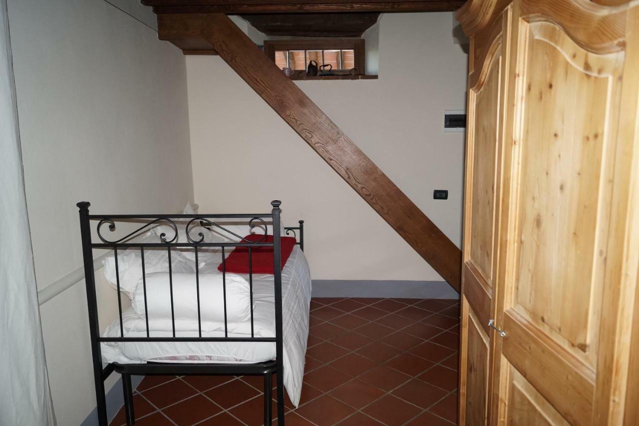 Apartamento Il Borghetto Di Carra Talla Exterior foto